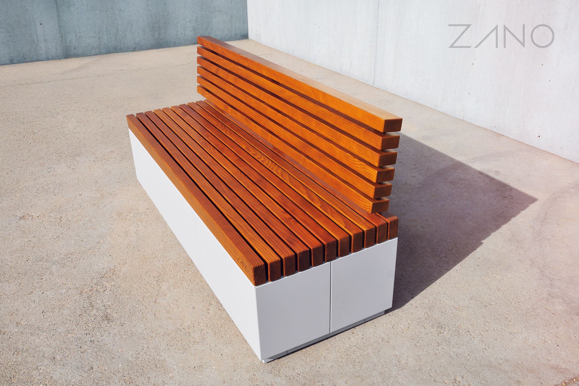 Quadro - bancă urbană cu spătar